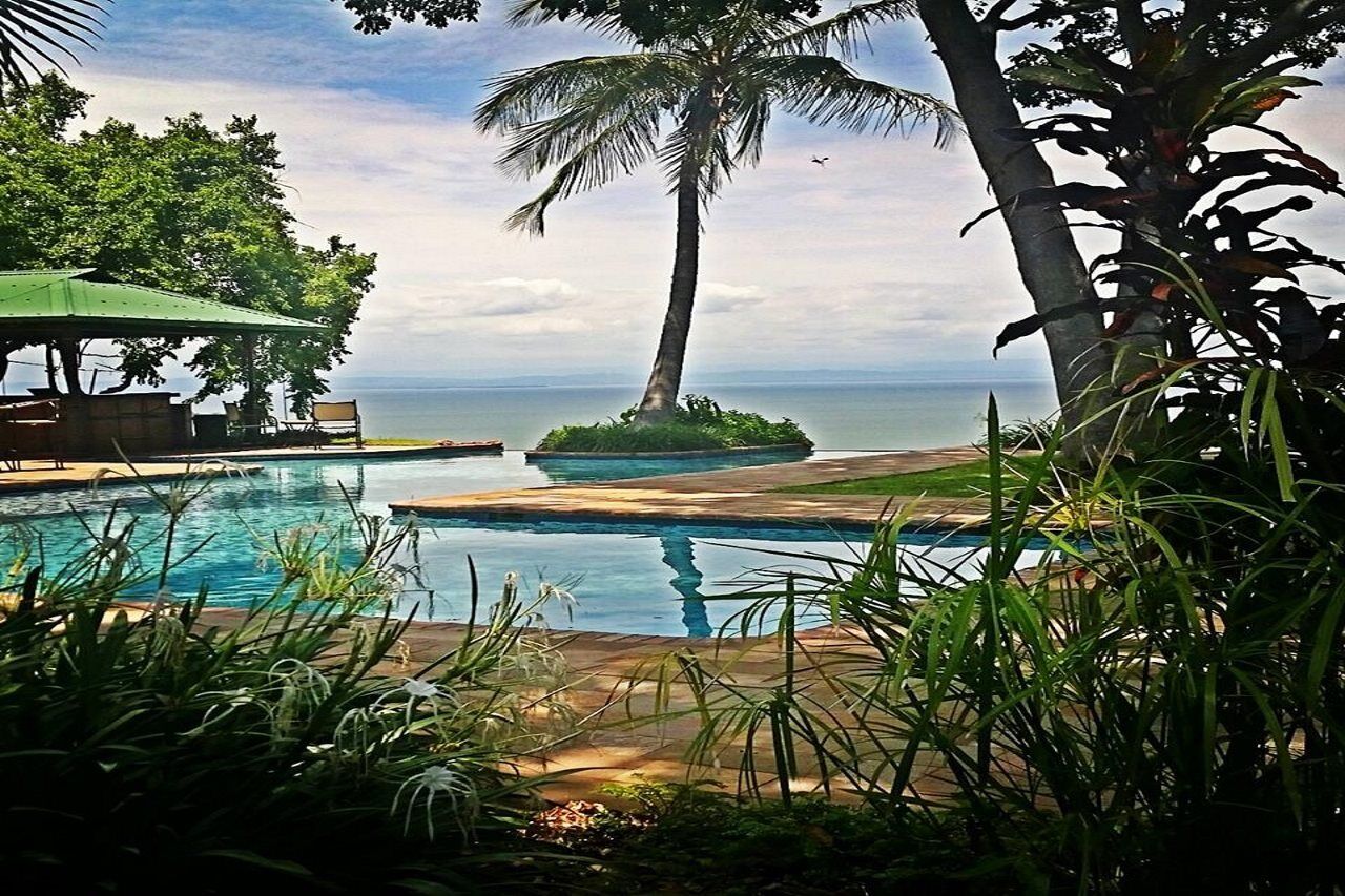 Bumi Hills Safari Lodge Exteriör bild